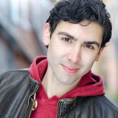 Ariel Messeca Headshot