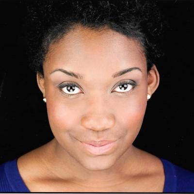 Jessica Bennett Headshot